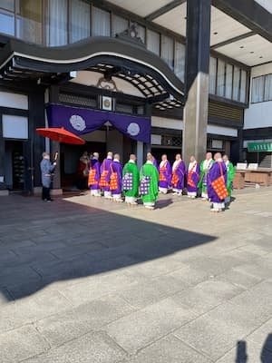 討個好彩頭～新春祈福就到成田新勝寺