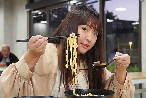 中原大學牛肉麵推薦｜鍾小勤麵食館 大份量平價美食，大學生激推