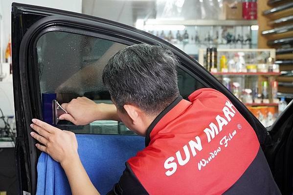 台東汽車隔熱紙推薦｜九如汽車建築隔熱紙 專營汽車隔熱紙施工，