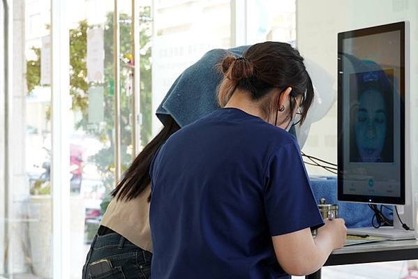 台中護膚推薦｜洗臉貓 台中南屯店「孔夫仔泡沖」深層清潔、無痛