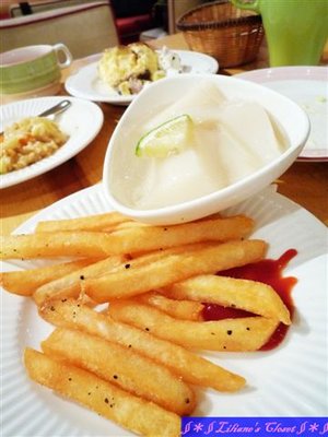 薯條&amp;布丁.JPG