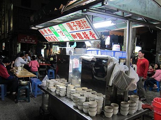 食記 高雄 張記排骨酥、老吳臭豆腐