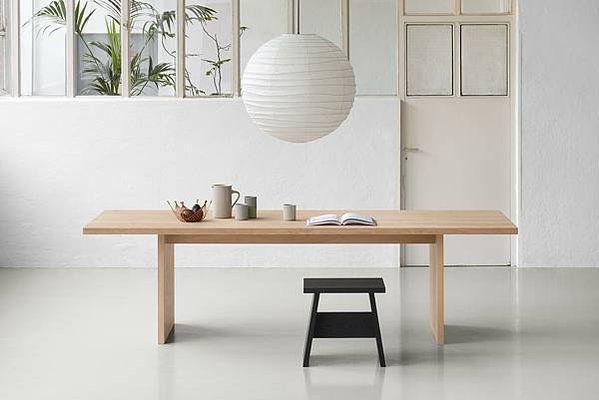 e15 Ashida dining table_1