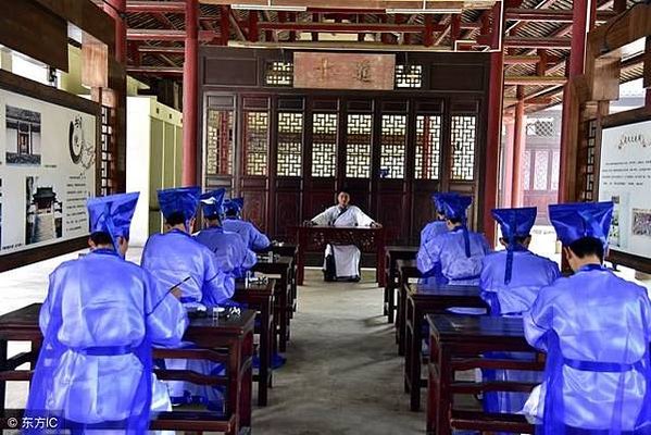 「榜下捉婿」，就是一方豪紳在殿試放榜之時，會一直侯在榜下，將
