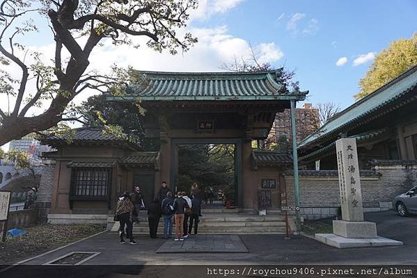 日本祭孔/日本也開始築建孔廟，較有名的有以下幾座。琉球那霸市