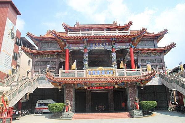 1861年曾元福「台灣鎮總兵宅邸」劉明燈任前的台灣鎮總兵即是