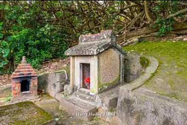 苗栗縣西湖鄉伯公(土地公福德祠)墓塚式-卵石化胎