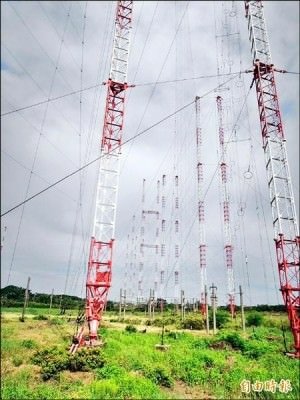 電台發射鐵塔 新竹縣新豐後湖-青埔子-鐵塔/日軍機場水塔遺跡