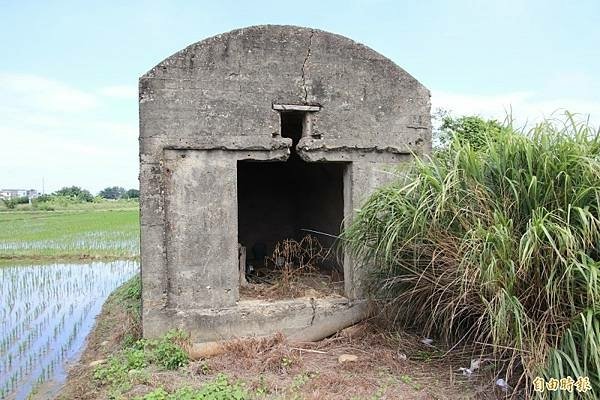 電台發射鐵塔 新竹縣新豐後湖-青埔子-鐵塔/日軍機場水塔遺跡