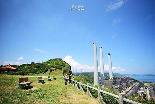 白米甕砲台-荷蘭城建於1900年與東側和平島的社寮砲台扼守基