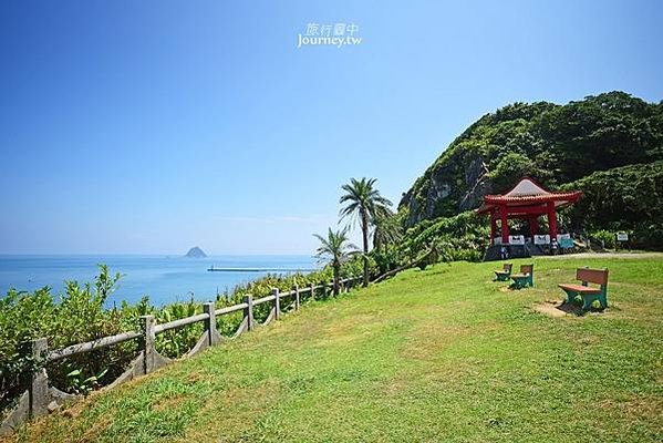 白米甕砲台-荷蘭城建於1900年與東側和平島的社寮砲台扼守基
