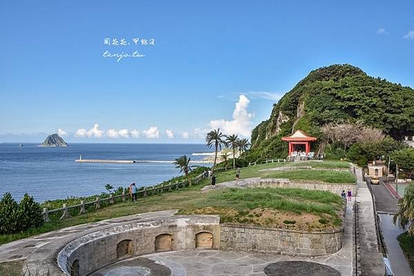 白米甕砲台-荷蘭城建於1900年與東側和平島的社寮砲台扼守基