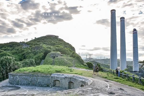 白米甕砲台-荷蘭城建於1900年與東側和平島的社寮砲台扼守基