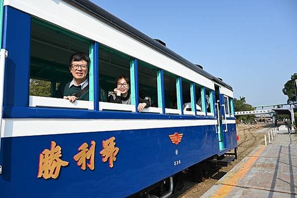 勝利號/台南新營新營糖廠「藍皮列車」國寶級糖鐵-糖鐵勝利號已