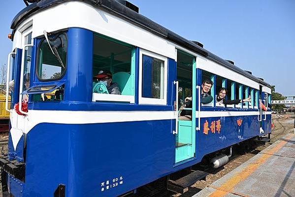 勝利號/台南新營新營糖廠「藍皮列車」國寶級糖鐵-糖鐵勝利號已