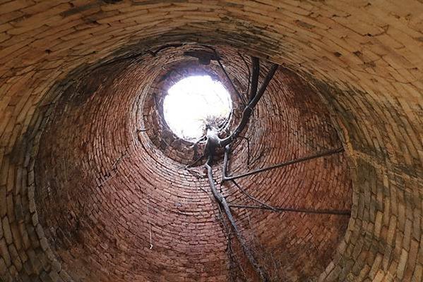 柴山 百年石灰窯-歷史建築/原淺野水泥台灣工場台灣第一個現代