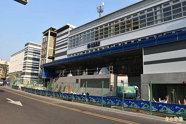 中壢火車站1891年啟用，現有舊車站建物則是1978年8月8