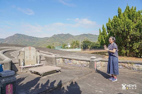 客家風水型墓塚式土地公-里社真官-美濃地區有將近400座土地