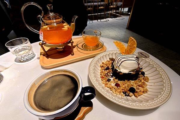 [捷運永安市場站] 布納咖啡館(BUNA CAF&apos;E) 新北