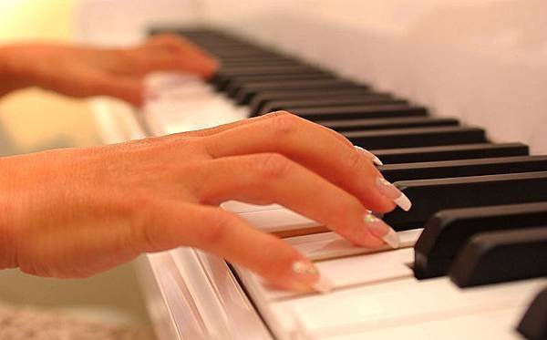 piano.jpg