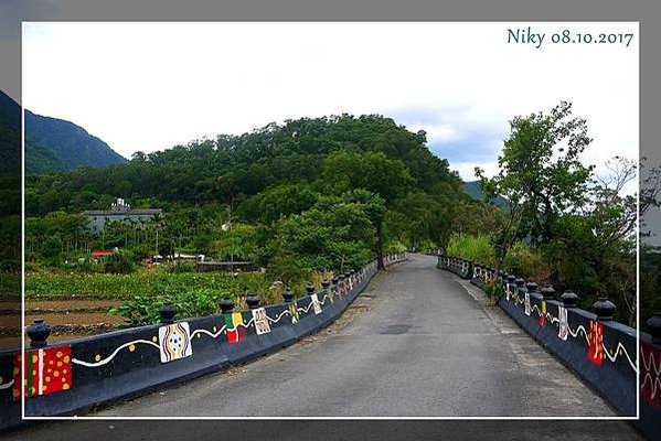 屏東霧台神山瀑布、山川琉璃吊橋★連假趴趴造