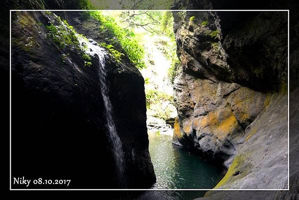 屏東霧台神山瀑布、山川琉璃吊橋★連假趴趴造