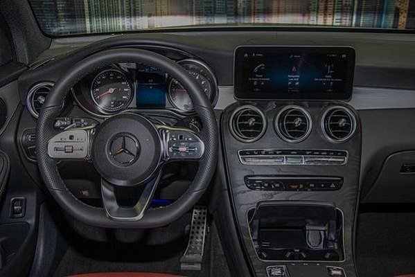 2022 glc300 amg價格10