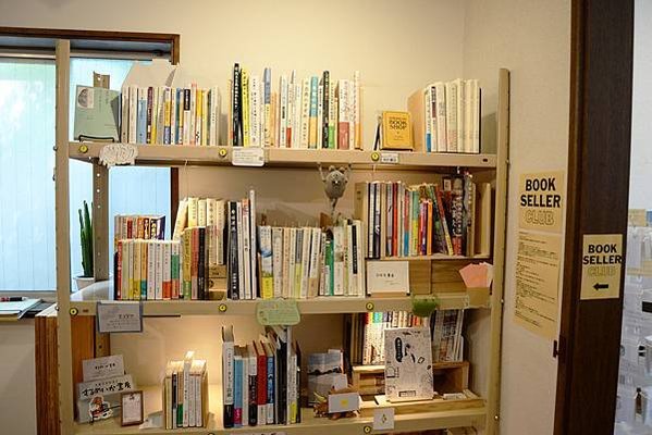 可以同時品味啤酒與書籍的地方－「BREWBOOKS」📚🍺
