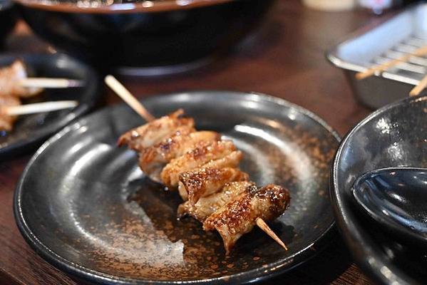【日本大阪】黑門市場居酒屋，大鍋煮真的好美味!