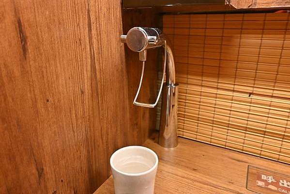 【日本京都】一蘭拉麵，京都烏丸店，滿滿三味線音樂的四條通