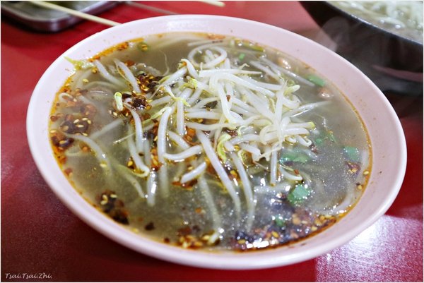 [南投埔里]金笠燒烤麵食館|來自中國東北的老闆娘，煮出道地的