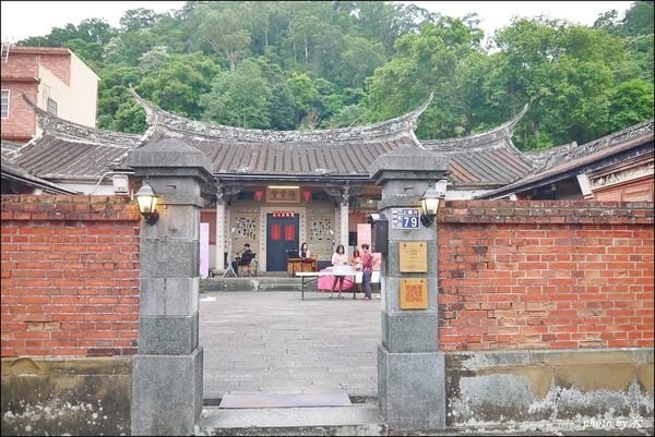 竹縣桐花祭-到百年客家夥房屋關西「羅屋書院」/日本時代關西地