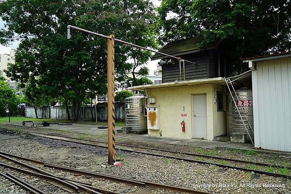 水鶴/火車加水站/給火車機車頭加煤加水-機務段都建有上煤台加