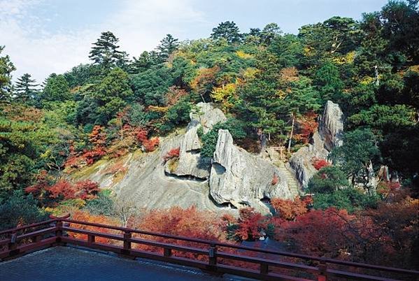 小松市  那谷寺  小松市立博物館  Hanibe巖窟院