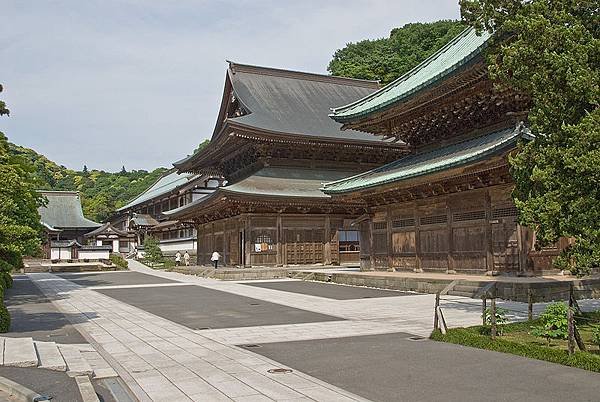 800px-Kenchoji_Main_Complex