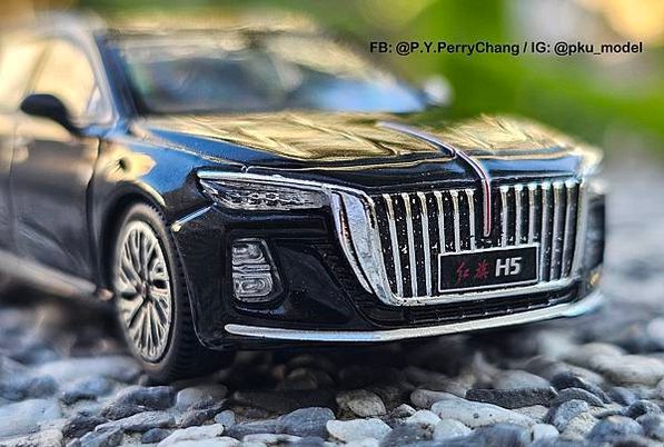 &lt;1/64模型車開箱&gt; Xcartoys 拓意 Hongqi