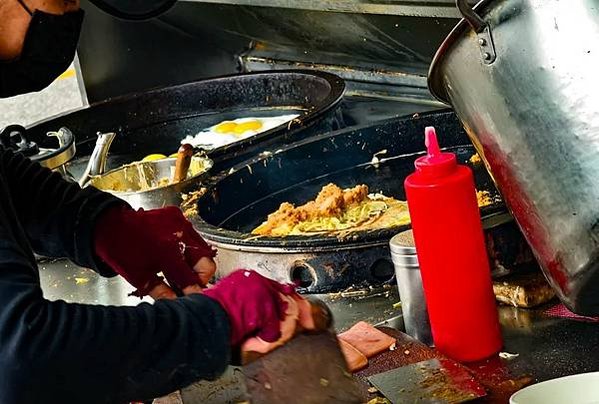 一心市場必吃的「一心蛋餅」