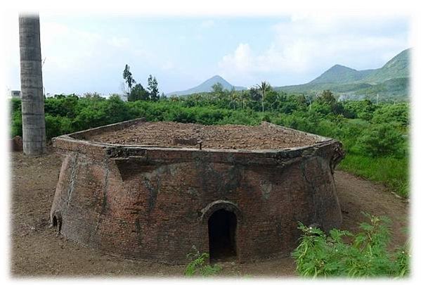 霍夫曼窯（八卦窯）/「如八卦坐鎮，同太極順勢運轉」八卦窯在日