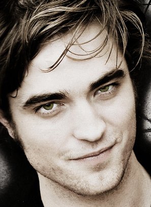 Robert-Pattinson-robert-pattinson-7914187-439-600.jpg