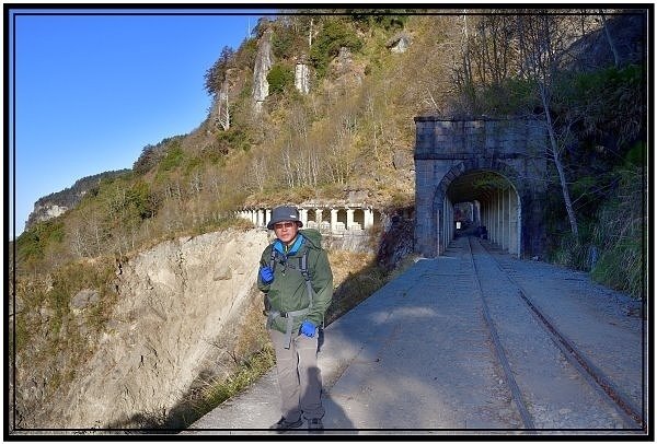 鐵道最高點阿里山塔山海拔2346米 +眠月線的塔山站，在塔山