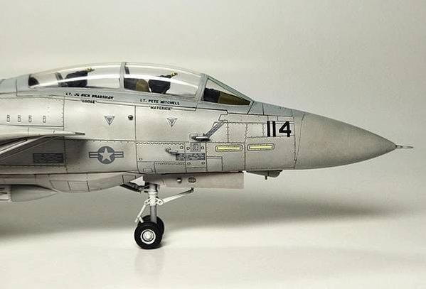 Academy 愛德美 1/72 F-14A TOP GUN