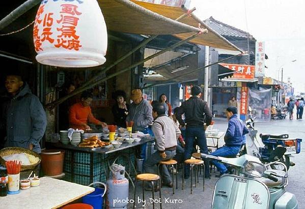 外交部台灣美食文化網未獲授權就引用基隆知名攝影家鄭桑溪的老照