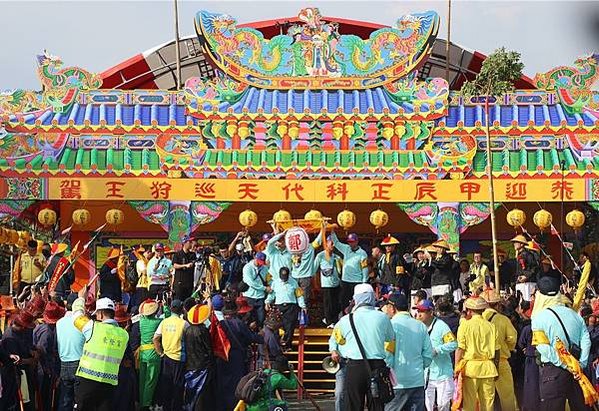 3年舉行一次的「小琉球迎王祭」五毒大神重現台首登錄無形文