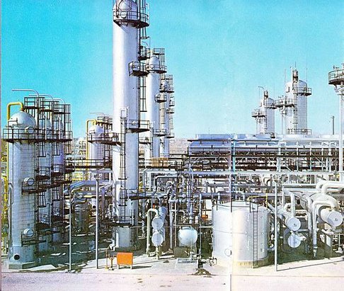 Bidboland_gas_refinery