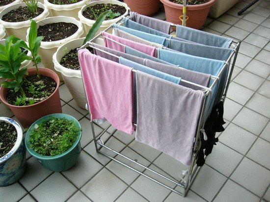 DIY〉超簡易晾毛巾架．框架與繩