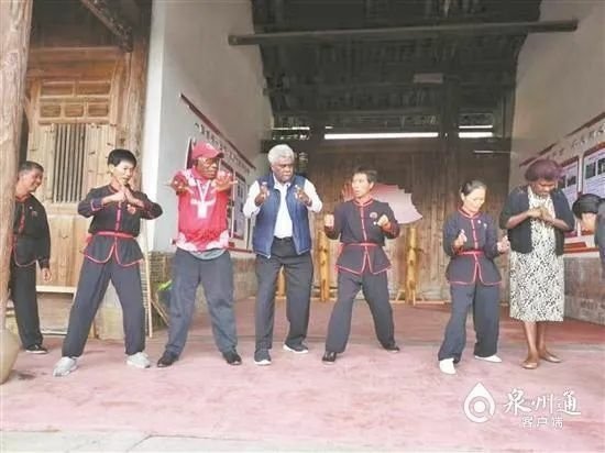 外賓到永春體驗藤牌武術