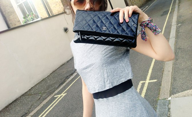 CHANEL Folding Clutch (Black).jpg