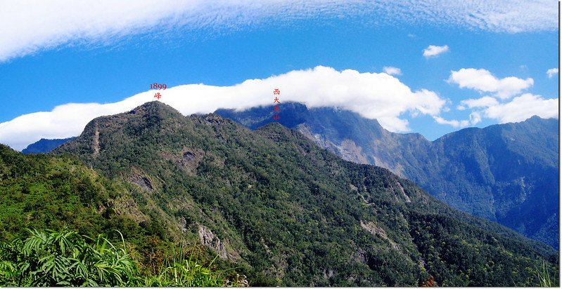 北大武步道東望西大武山、1899峰 1