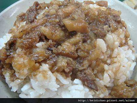 饒河街圓環魯肉飯