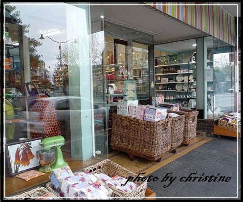 【The Home Provedore】-window display